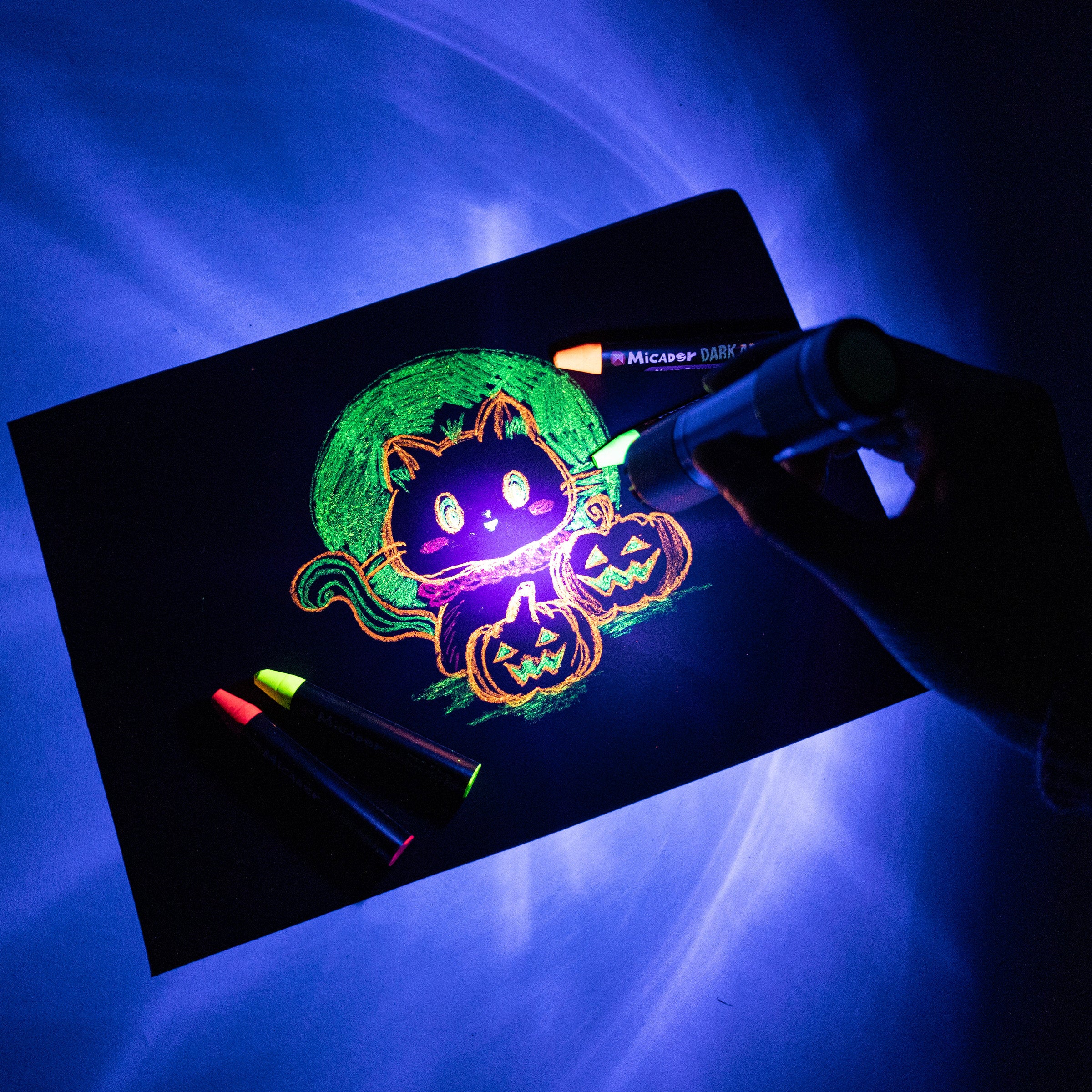 Dark Arts Magic Black Light